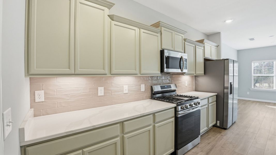 Furnished interior view inside a new home in Sagewood, Tullahoma (Image 15).