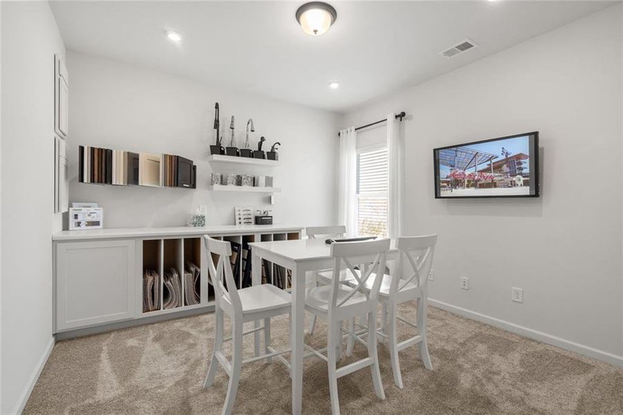 Furnished interior view inside a new home in Oakmont, Dallas (Image 18).