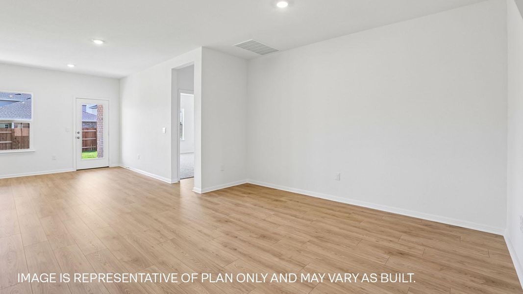 Spacious, unfurnished interior of a new home in Bar W Ranch, Leander (Image 22). Spacious, unfurnished interior of a new home in Bar W Ranch, Leander (Image 22).