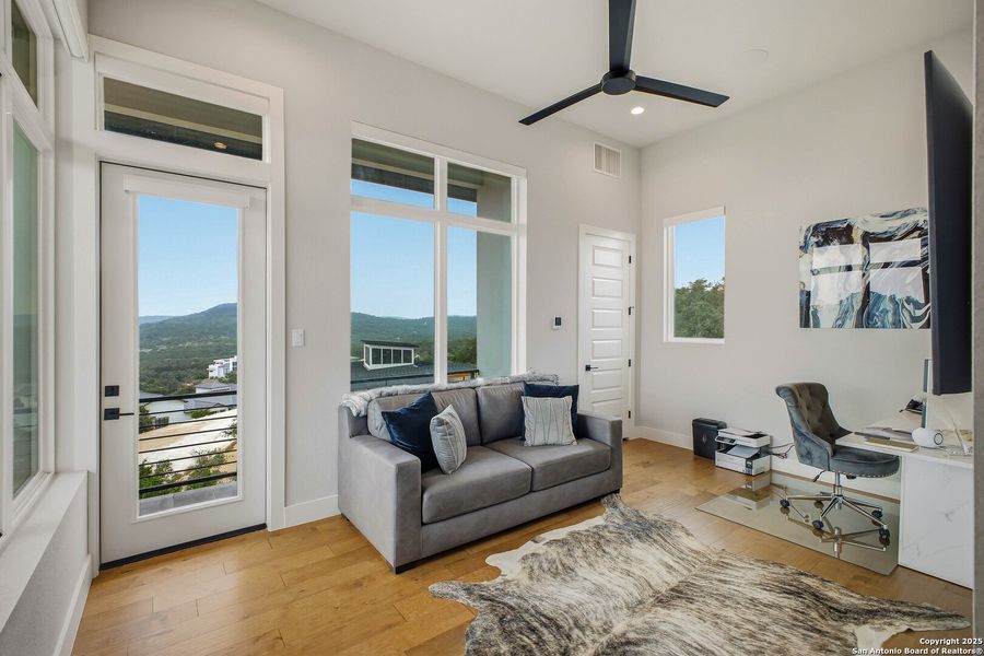 Furnished interior view inside a new home in , San Antonio (Image 73).