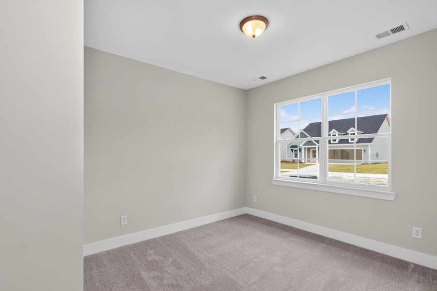 Spacious, unfurnished interior of a new home in Highland Bluff, Aiken (Image 12).
