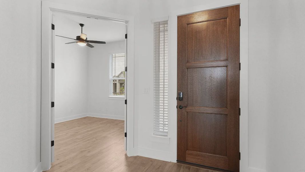 Spacious, unfurnished interior of a new home in The Grove at Blackhawk, Pflugerville (Image 12).