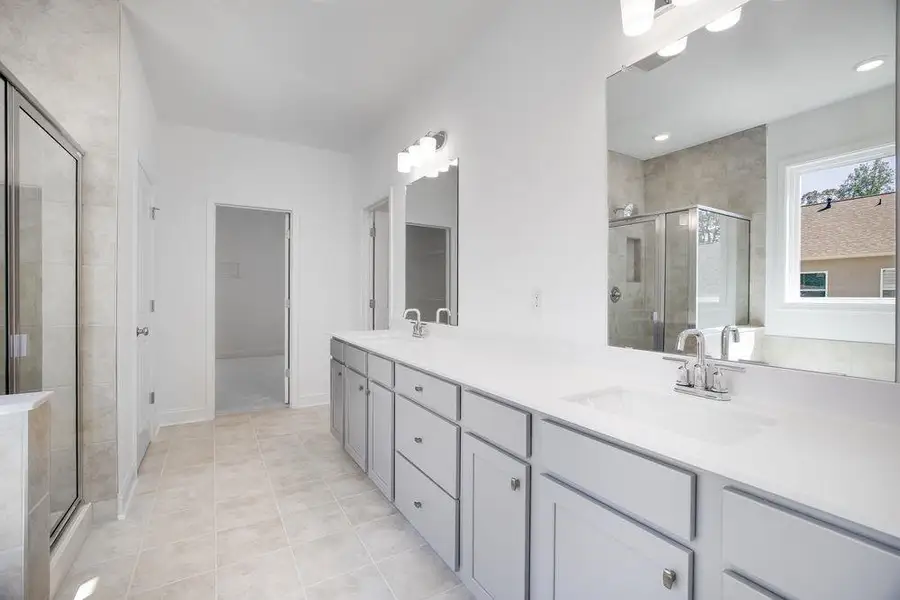 Furnished interior view inside a new home in Bailey Fence, Dacula (Image 5).