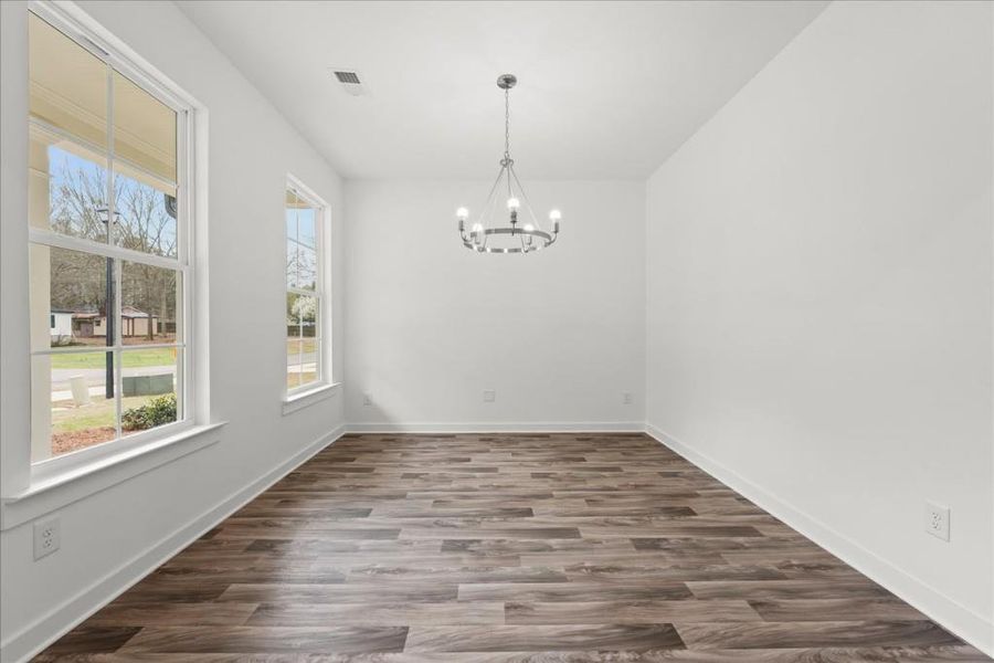 Spacious, unfurnished interior of a new home in , Statham (Image 21).