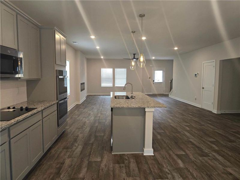 Furnished interior view inside a new home in Southern Hills, McDonough (Image 5).