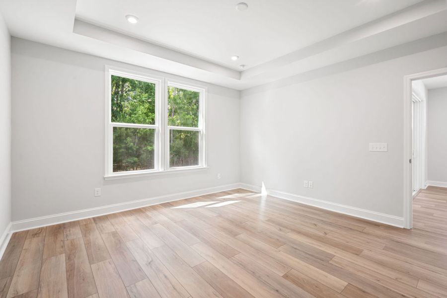 Spacious, unfurnished interior of a new home in Sun City Hilton Head, Bluffton (Image 16).