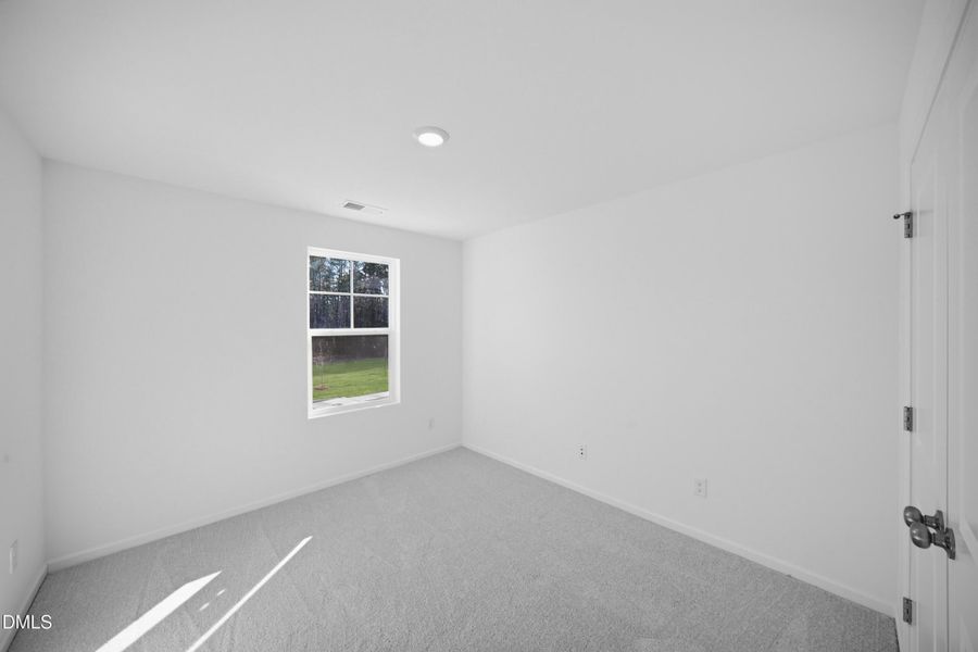 SUN_Everlee_Pic_CarsonII_QMI_229_Bed2_1o