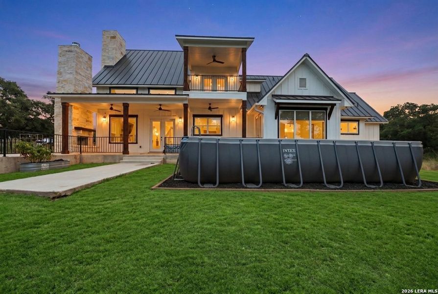 Exterior details and patio area of a home in , San Antonio (Image 4).