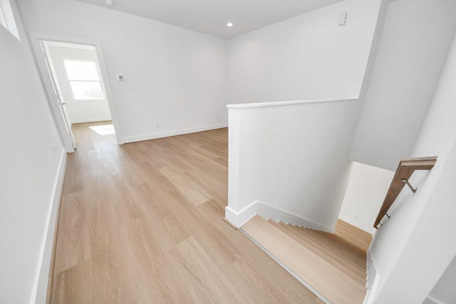 Spacious, unfurnished interior of a new home in Piccolina, Houston (Image 26).