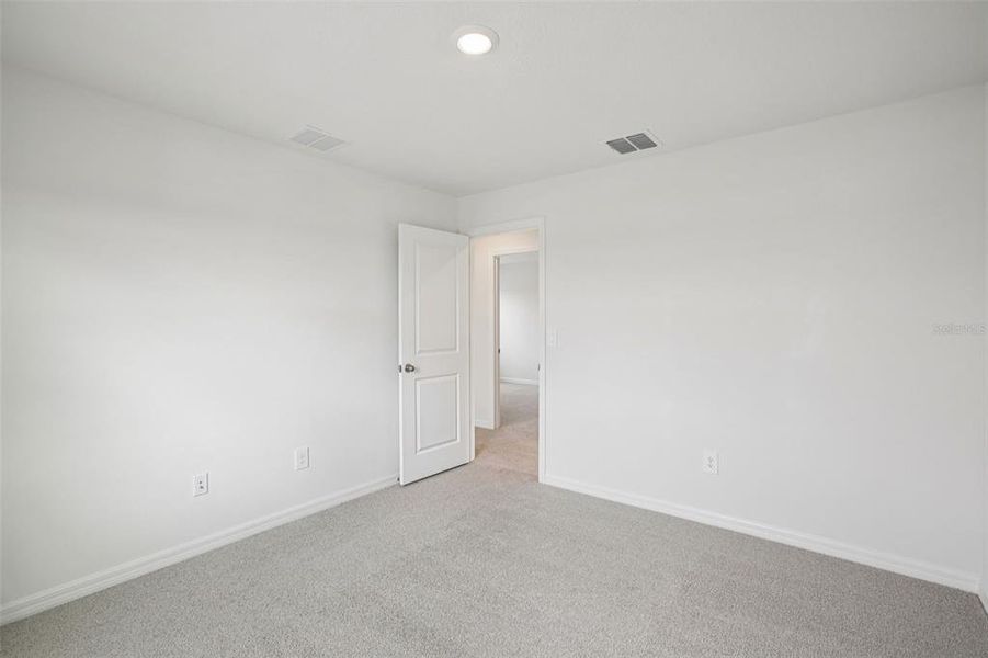 Spacious, unfurnished interior of a new home in Two Rivers - Classic Series, Zephyrhills (Image 36).