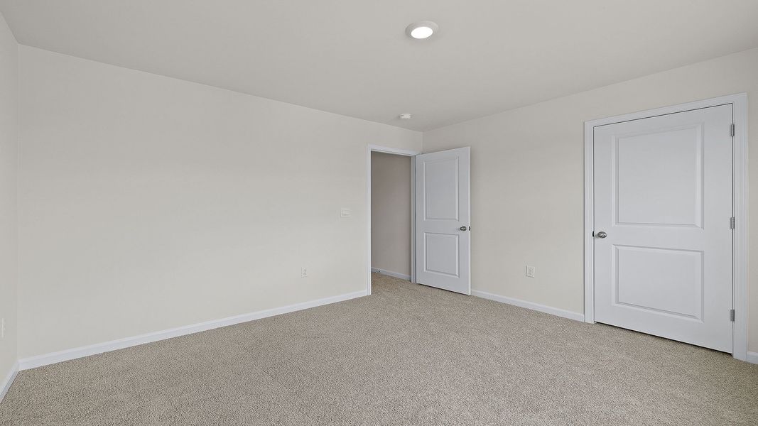 Spacious, unfurnished interior of a new home in Spring Ridge, Anderson (Image 22).