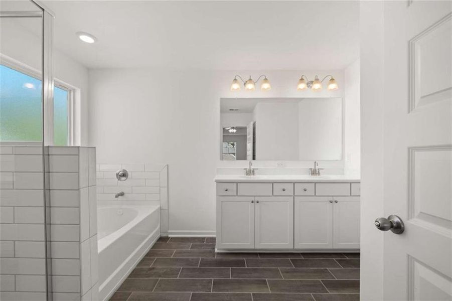 Furnished interior view inside a new home in Water Oak Estates, Lawrenceville (Image 12). Furnished interior view inside a new home in Water Oak Estates, Lawrenceville (Image 12).