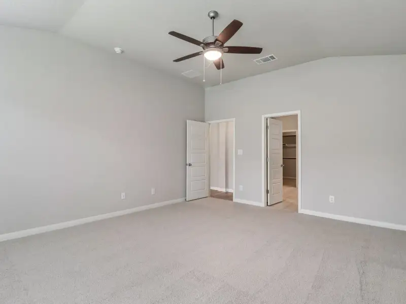 Spacious, unfurnished interior of a new home in Carmel Ranch, Schertz (Image 17). Spacious, unfurnished interior of a new home in Carmel Ranch, Schertz (Image 17).