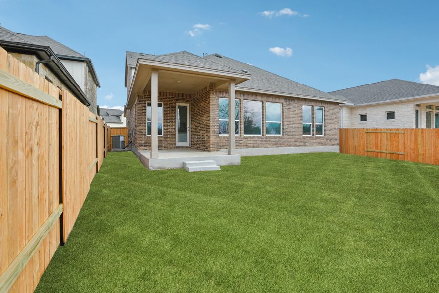 47 web or mls San Saba Dr S2412 047