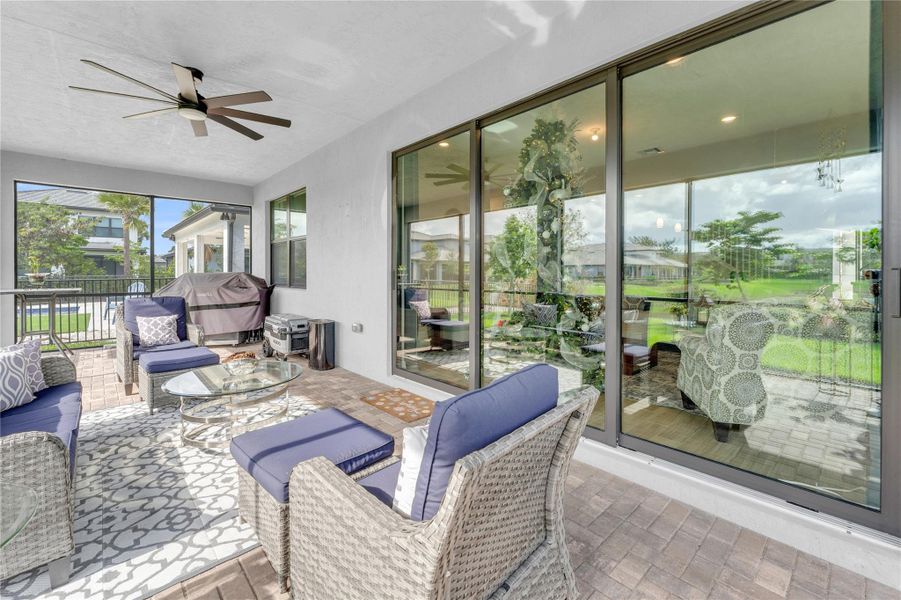 Exterior details and patio area of a home in Oak Tree, Oakland Park (Image 22).