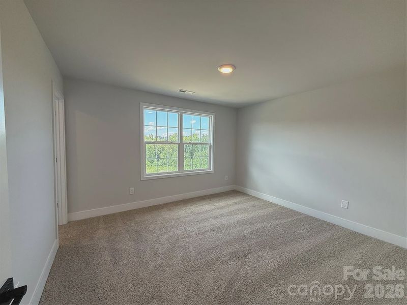 Spacious, unfurnished interior of a new home in Northlake, Statesville (Image 21).