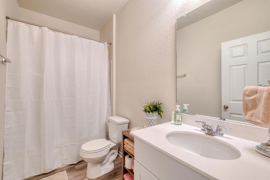 Furnished interior view inside a new home in , Buda (Image 5). Furnished interior view inside a new home in , Buda (Image 5).