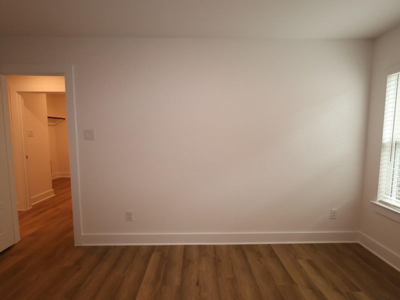 Spacious, unfurnished interior of a new home in Lago Mar, Santa Fe (Image 12).