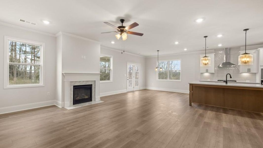 Spacious, unfurnished interior of a new home in Thalley Creek Estates, Cumming (Image 29).