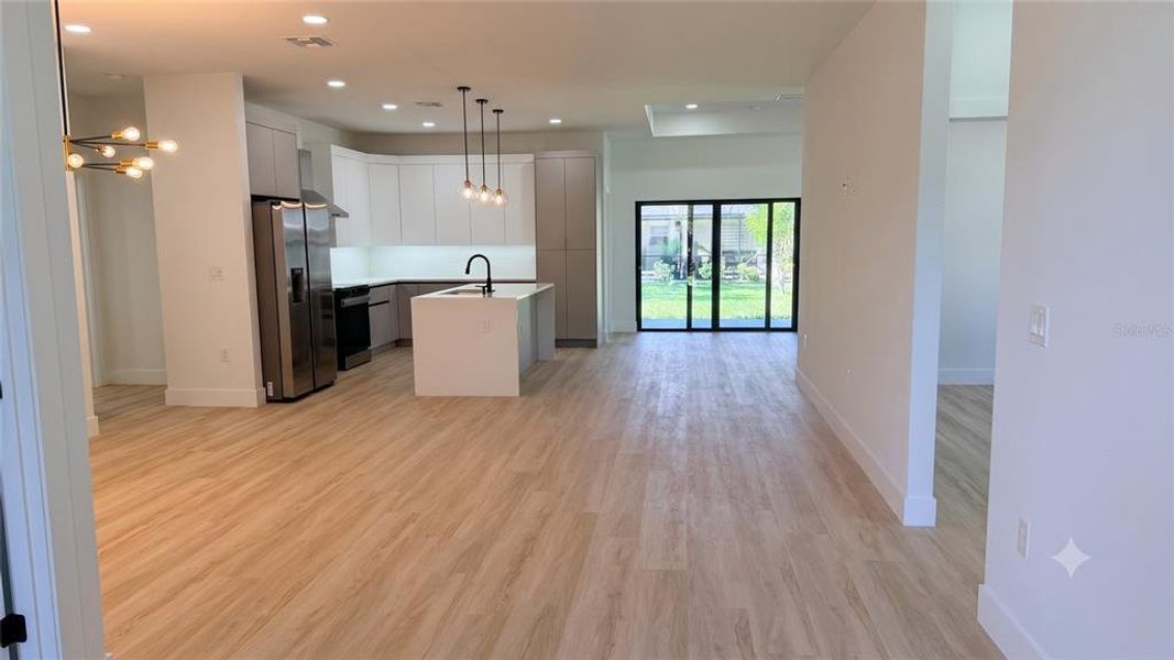 Spacious, unfurnished interior of a new home in , North Port (Image 29).
