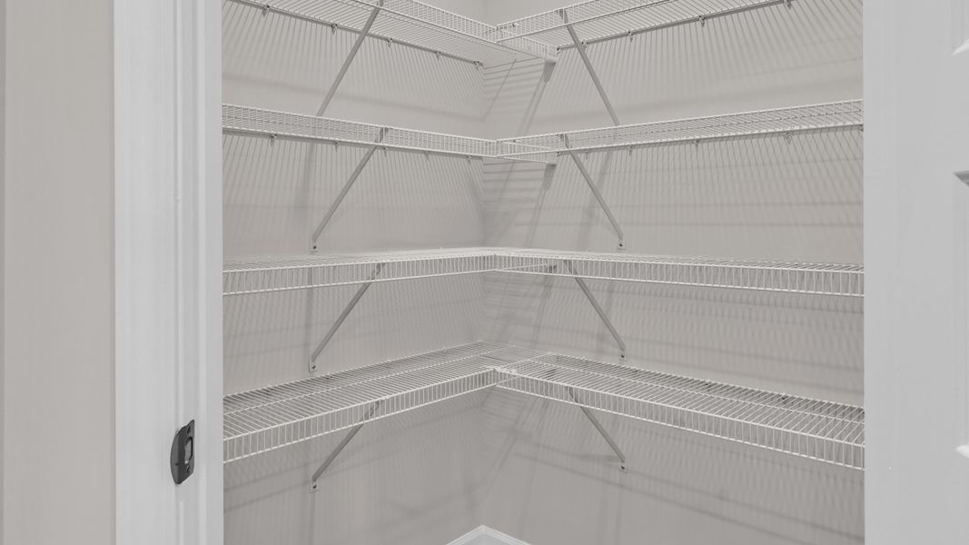 Spacious, unfurnished interior of a new home in Bailey Park, Fayetteville (Image 19).