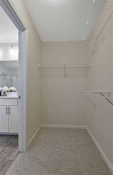 Spacious, unfurnished interior of a new home in Oakwood, Cumming (Image 17).