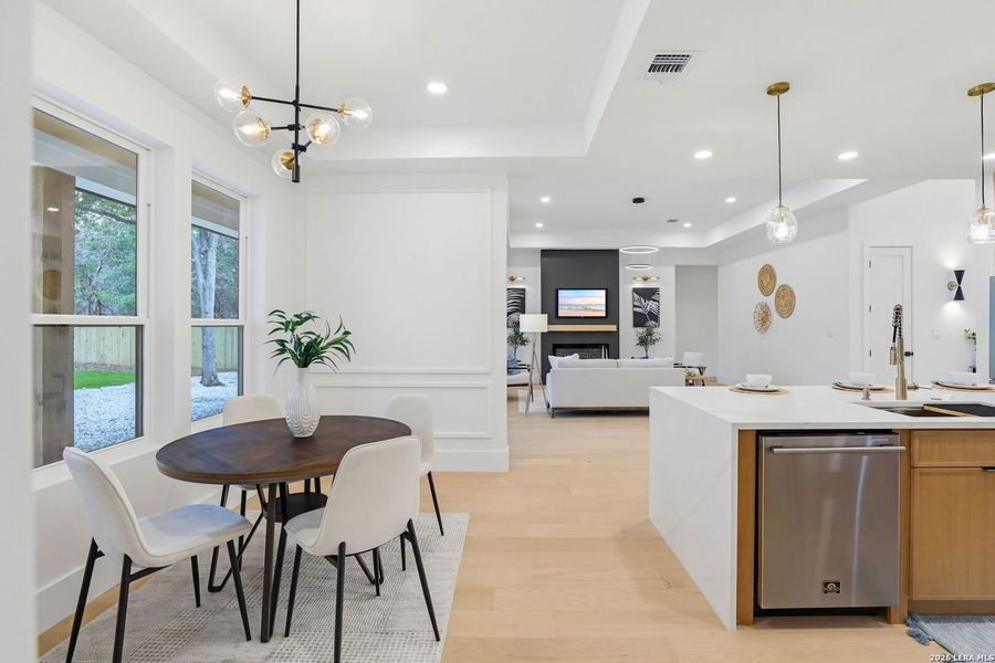 Furnished interior view inside a new home in , Boerne (Image 33).