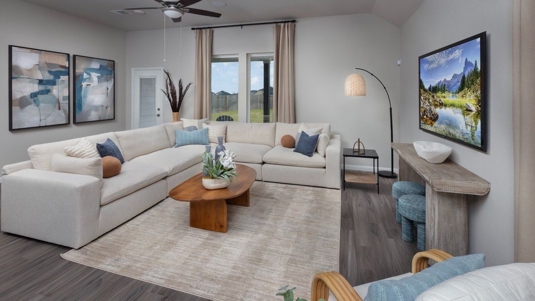 Representative furnished interior of a home built from the The Highlands by Legend Homes in Bluestem, Brookshire (Image 6).