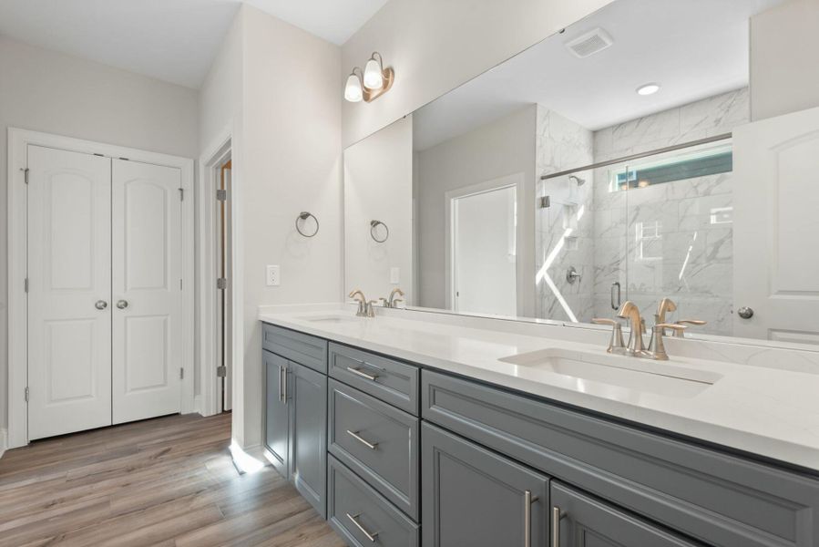 Furnished interior view inside a new home in Wexford, Elon (Image 12).