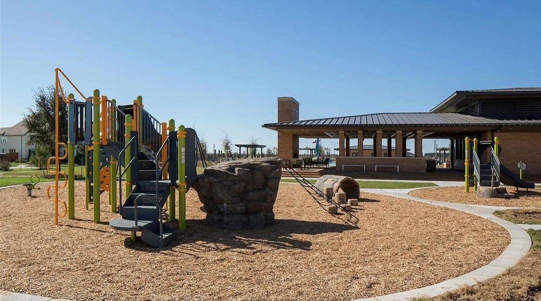 Community amenities in Elyson, Katy (Image 26).