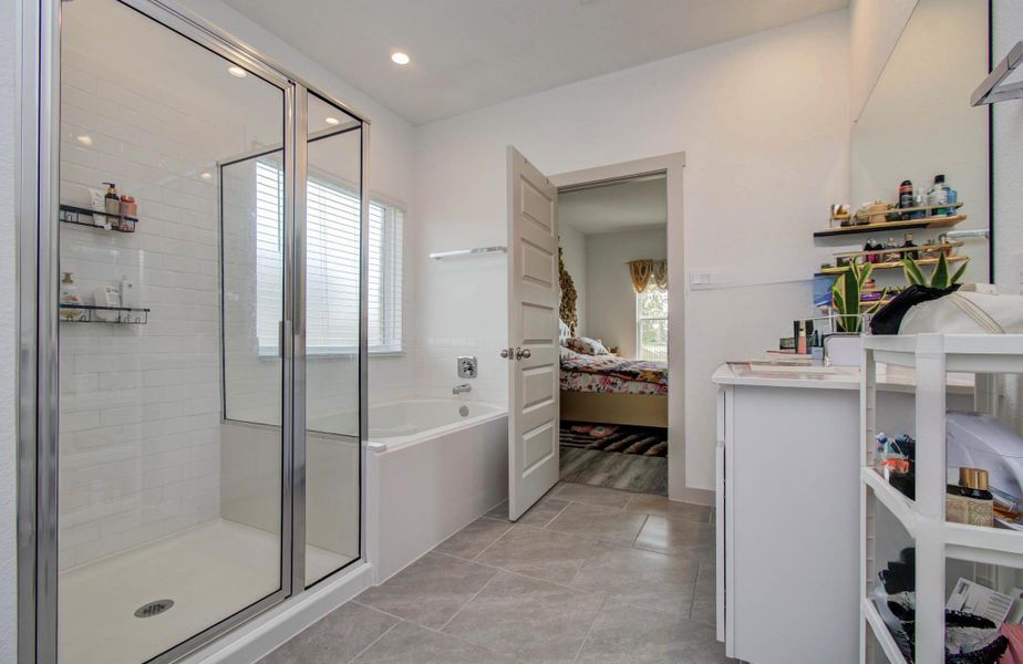 Furnished interior view inside a new home in Parks Edge, Missouri City (Image 7). Furnished interior view inside a new home in Parks Edge, Missouri City (Image 7).