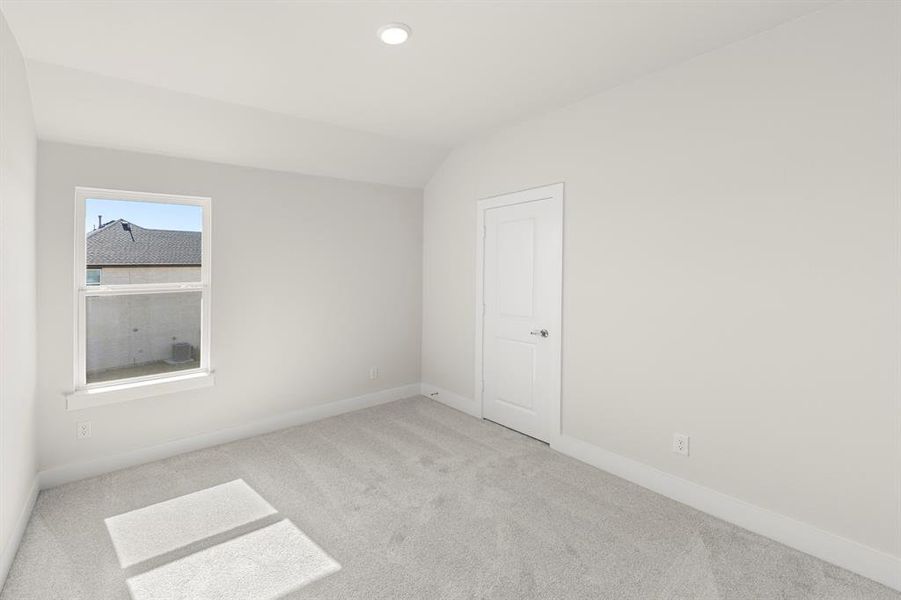 22. 7224 Indian Paintbrush - Bed 3