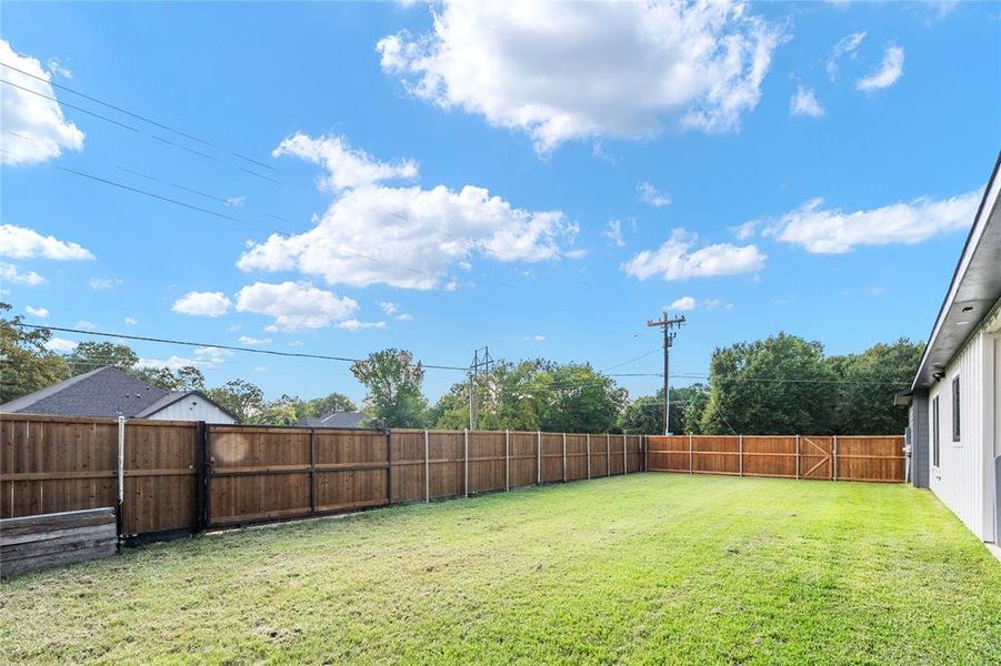 Image 37 of a home in . Image 37 of a home in .