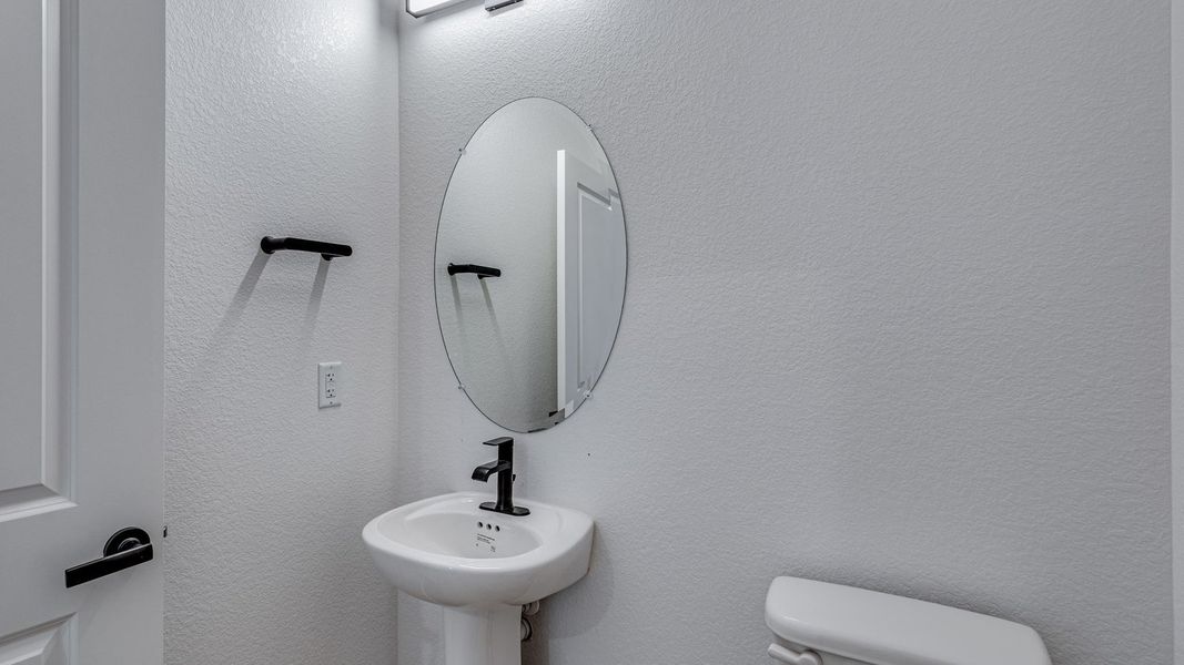 Furnished interior view inside a new home in Vista Meadows, Fort Lupton (Image 7).