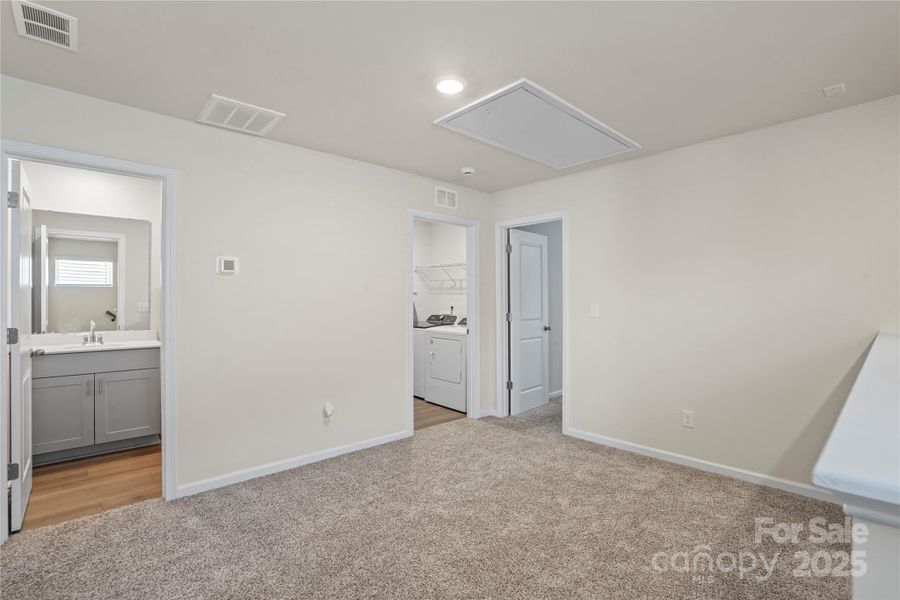 Spacious, unfurnished interior of a new home in , Fort Mill (Image 21).