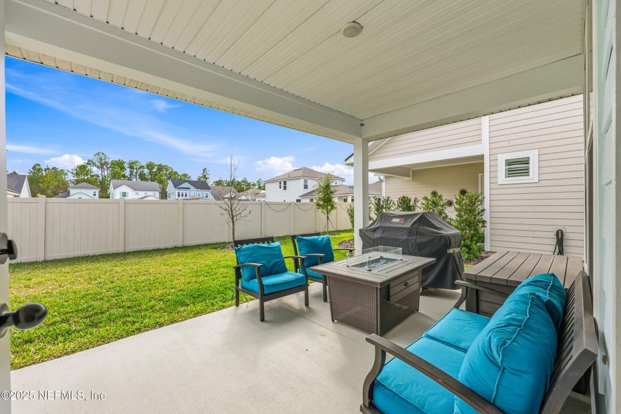 Exterior details and patio area of a home in , Ponte Vedra (Image 21).