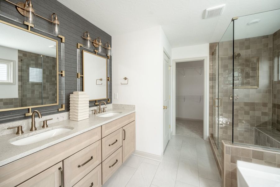 Representative furnished interior of a home built from the Avery by Fischer Homes in Twin Lakes, Hoschton (Image 36).