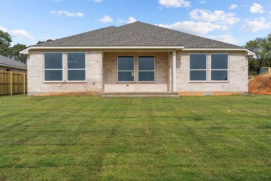 Exterior details and patio area of a home in , Lindale (Image 3).