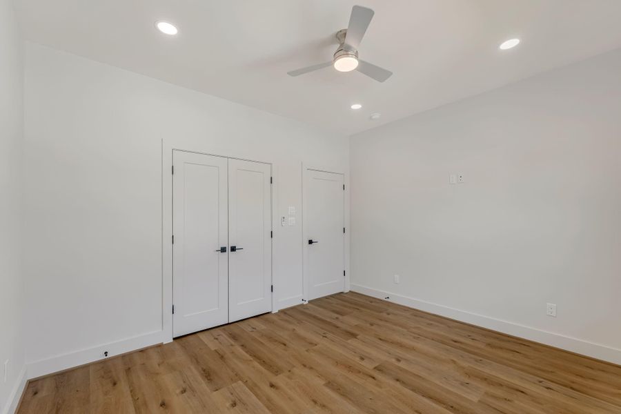 Spacious, unfurnished interior of a new home in , Houston (Image 15).