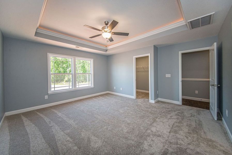 Representative unfurnished interior of a home built from the Jackson by Enchanted Homes in Ballentine Ridge, Lyman (Image 43).