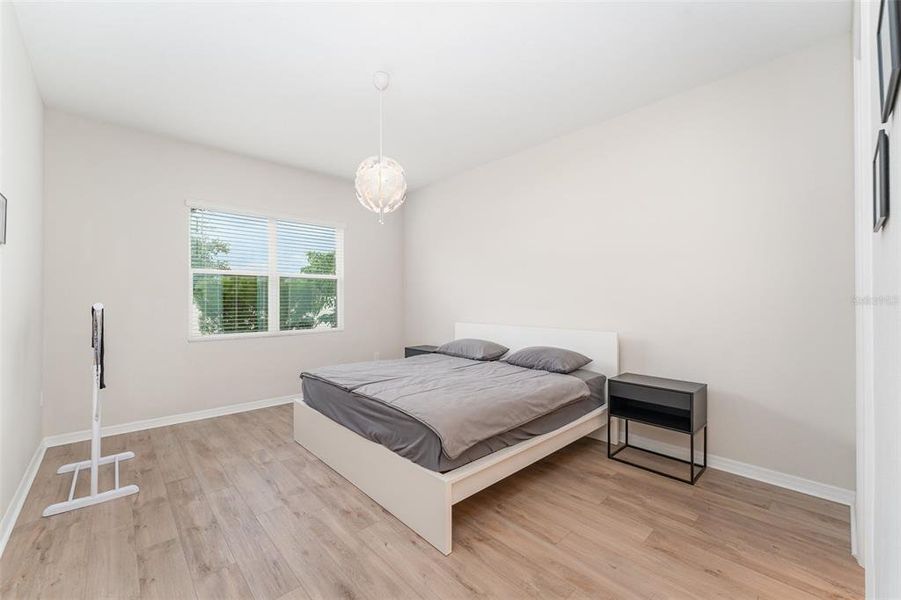 Furnished interior view inside a new home in , Kissimmee (Image 5).