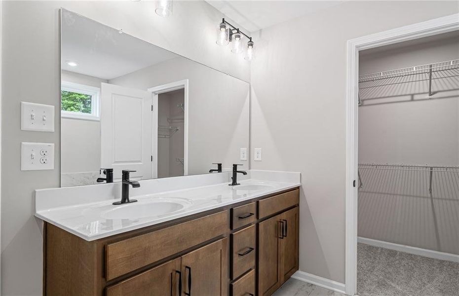 Furnished interior view inside a new home in Reunion, Hoschton (Image 10).