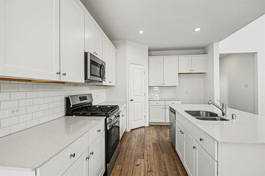 Furnished interior view inside a new home in Northpointe, Fort Worth (Image 7).