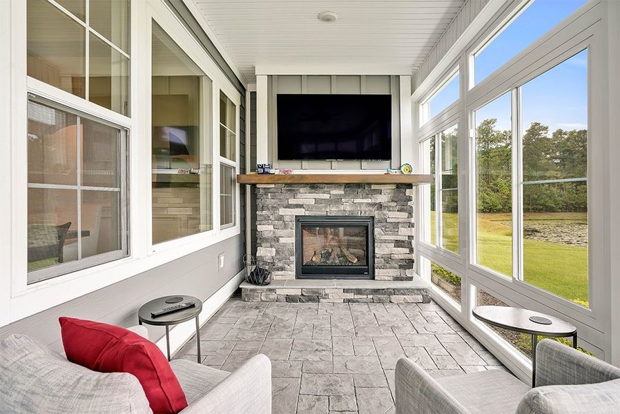 Bar Harbour II, Enclosed Loggia