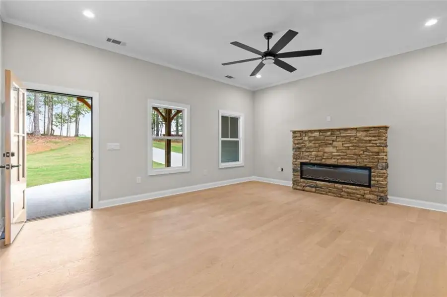 Spacious, unfurnished interior of a new home in , Bowdon (Image 20).