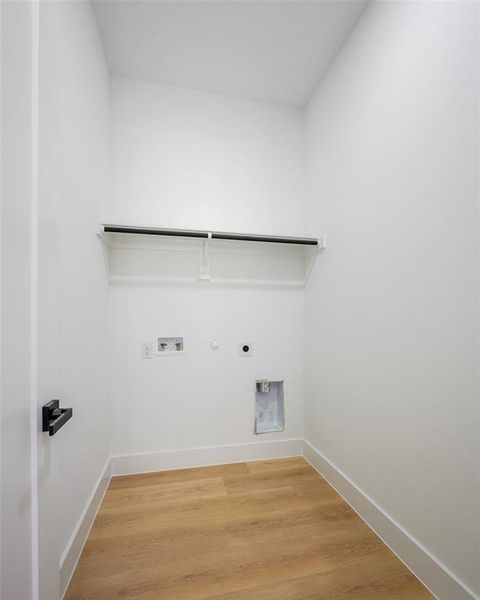 Spacious, unfurnished interior of a new home in , Dallas (Image 22).