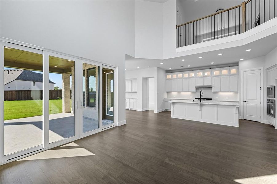 Spacious, unfurnished interior of a new home in Trinity Falls, McKinney (Image 18). Spacious, unfurnished interior of a new home in Trinity Falls, McKinney (Image 18).