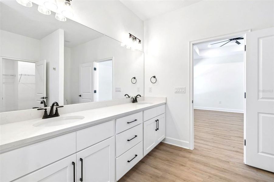 Furnished interior view inside a new home in , Spring Hill (Image 14).