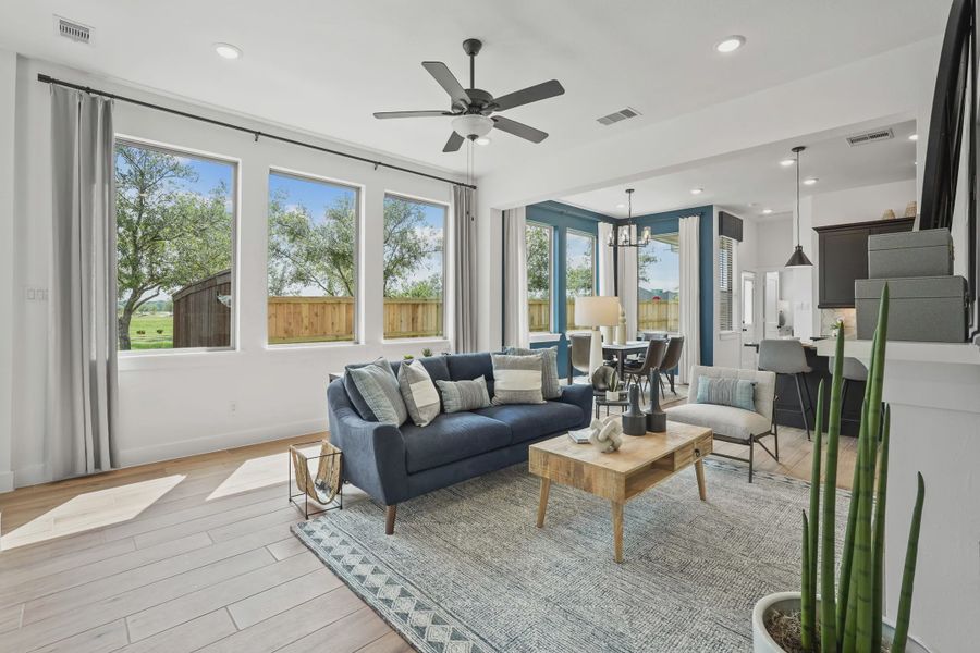 Representative furnished interior of a home built from the Versailles by Chesmar Homes in Sienna Chateau, Missouri City (Image 4).