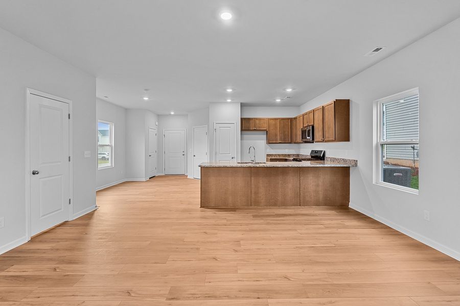 Image 32 of a home in Hanes Lake.